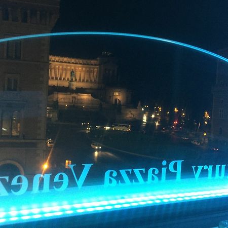 B&B Luxury Piazza Venezia ローマ エクステリア 写真