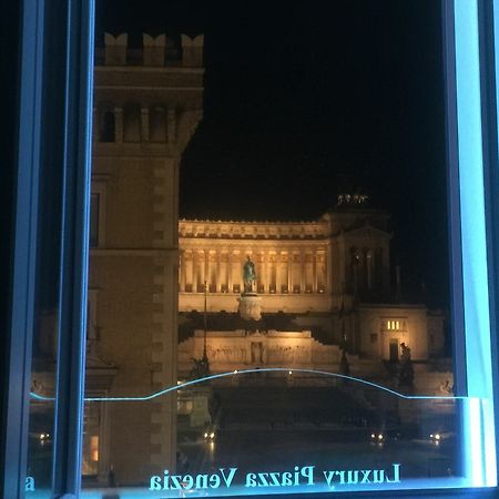 B&B Luxury Piazza Venezia ローマ エクステリア 写真