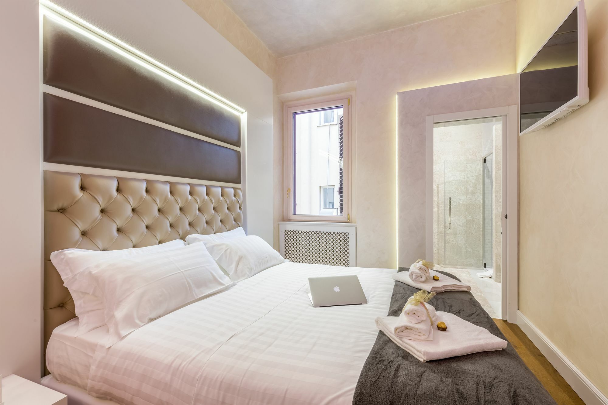 B&B Luxury Piazza Venezia ローマ エクステリア 写真